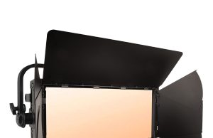 ELATIONs vollfarbiges KL Panel XL Softlight jetzt als IP65-Version erhältlich