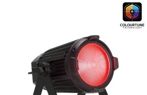 ELATIONs KL PAR FC Scheinwerfer jetzt in IP65-Version erhältlich