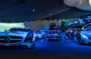 TLD Planungsgruppe und mad music beleuchten Mythosraum „Silberpfeile – Rennen und Rekorde“ im Mercedes-Benz Museum mit ELATION