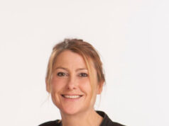 Conny Lobert spricht beim Convention Campus Wiesbaden