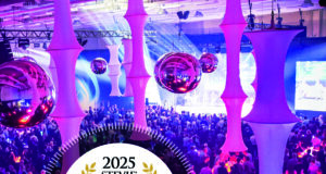 livewelt holt zweimal Gold bei den Stevie Awards