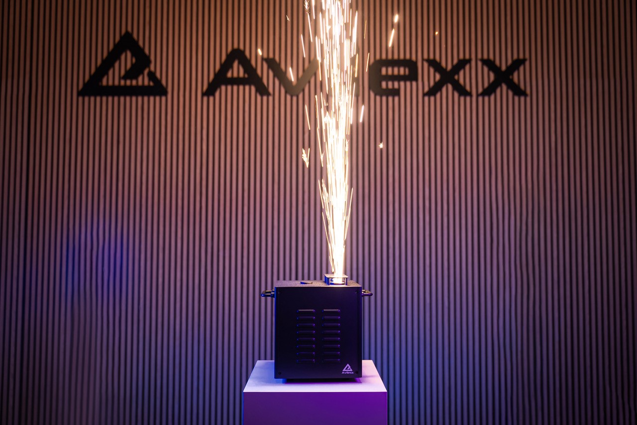 Axilexx