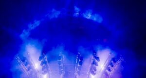 Creative Sounds und LaserFrame erweitern ELATION-Bestand um acht Pulse Panel FX